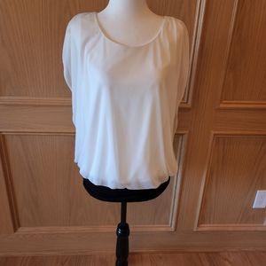 Sleeveless Blouse